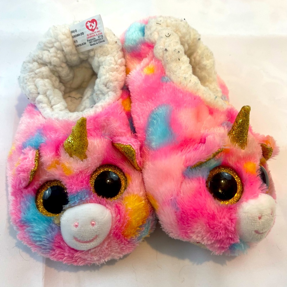 3 pairs girls slippers, fits sizes 1-3 kids